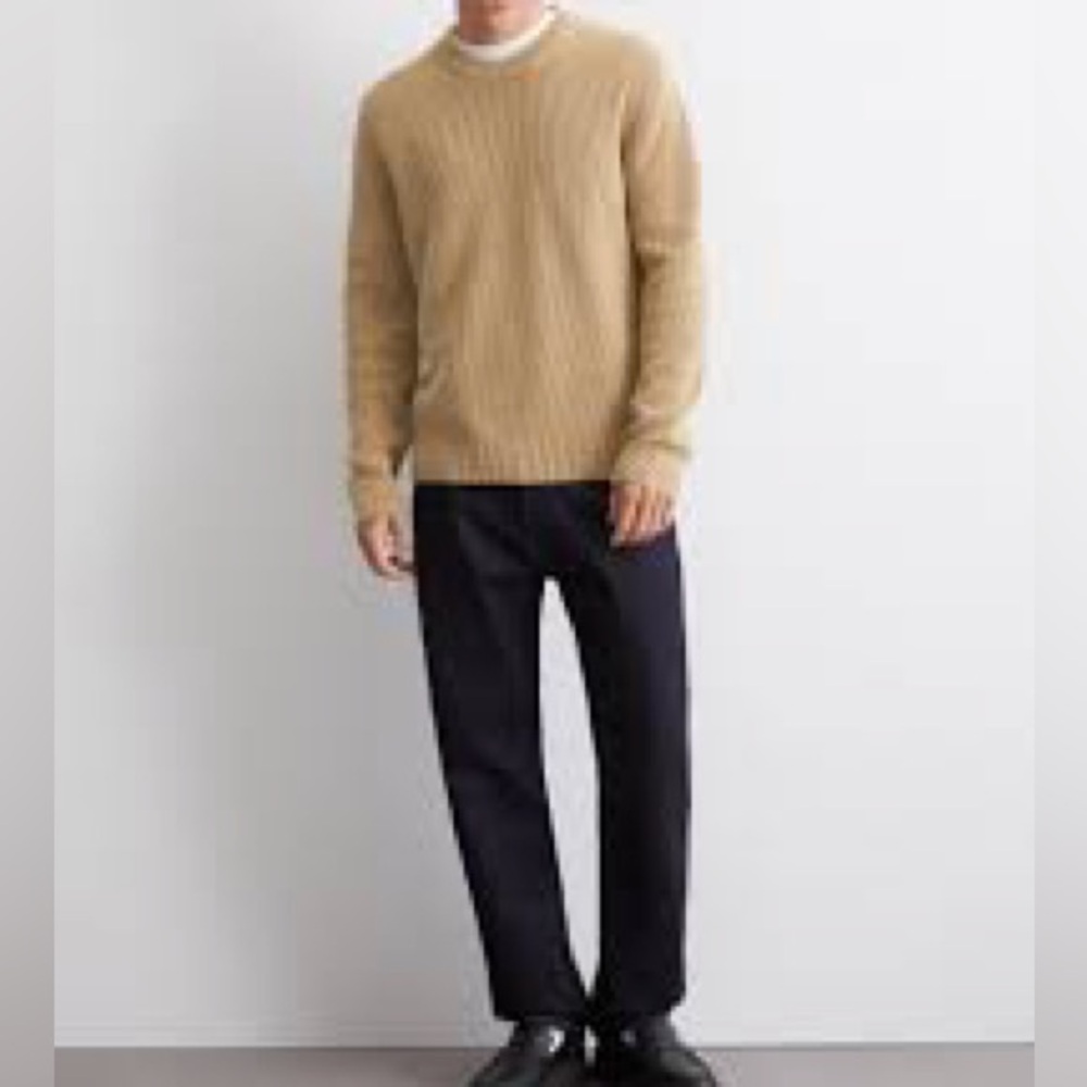 Zara • Men’s Knit Sweater
